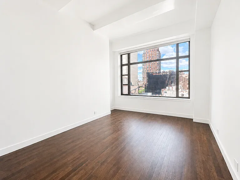 43 W 64th St #Penthouse 9d — Photo 14