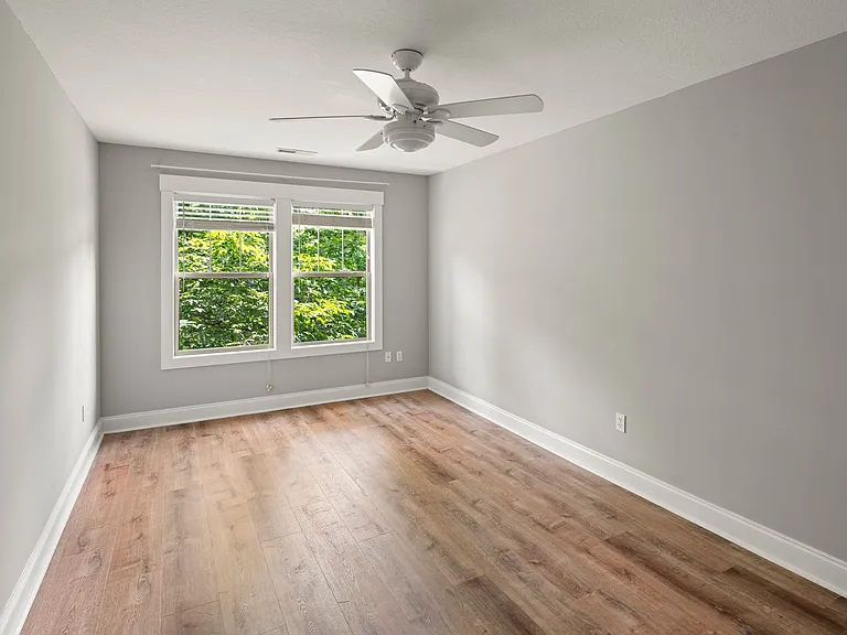 34 Pinecroft Rd — Photo 22