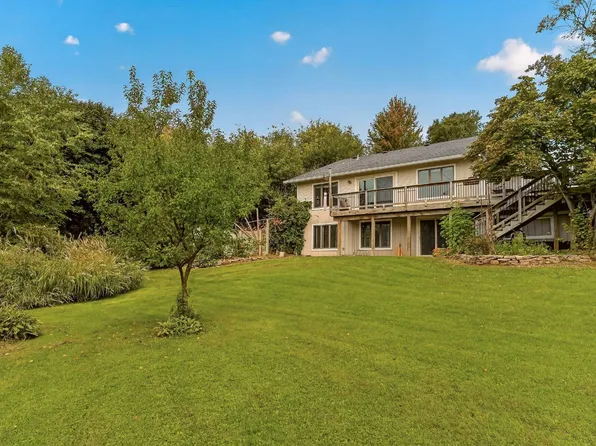 1550 20th St NW, Byron, MN 55920