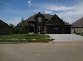 8700 NE Lewis Ave, Kansas City, MO 64157