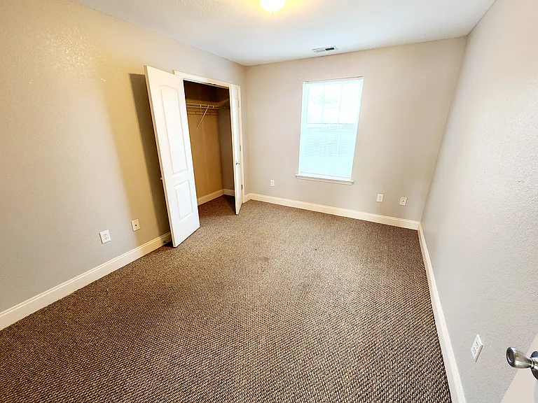 7135 Hurst Ln — Photo 8