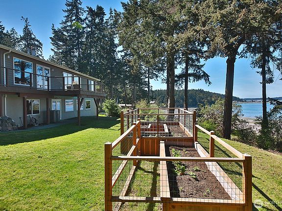 5th image of 260 Rhodena Drive
