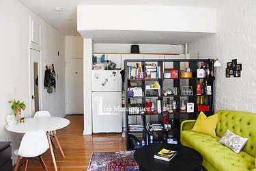 Rented by Lisa Management