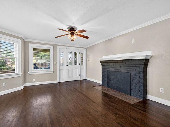 5th image of 2419 DARTMOUTH AVENUE N