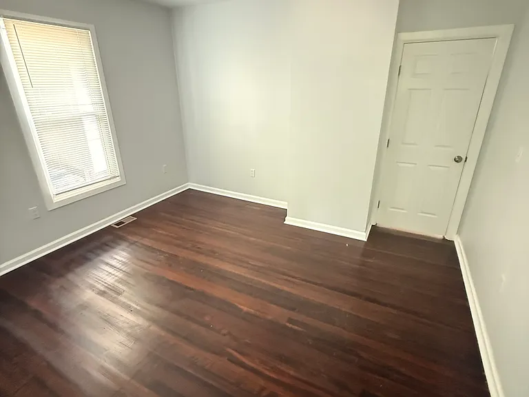 548 Winthrop Ave #1R — Photo 12