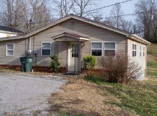 24 Hayes St, Sparta, TN 38583