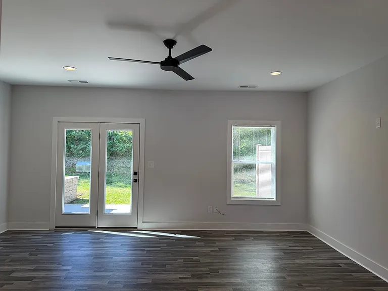 32 Allure Dr — Photo 5