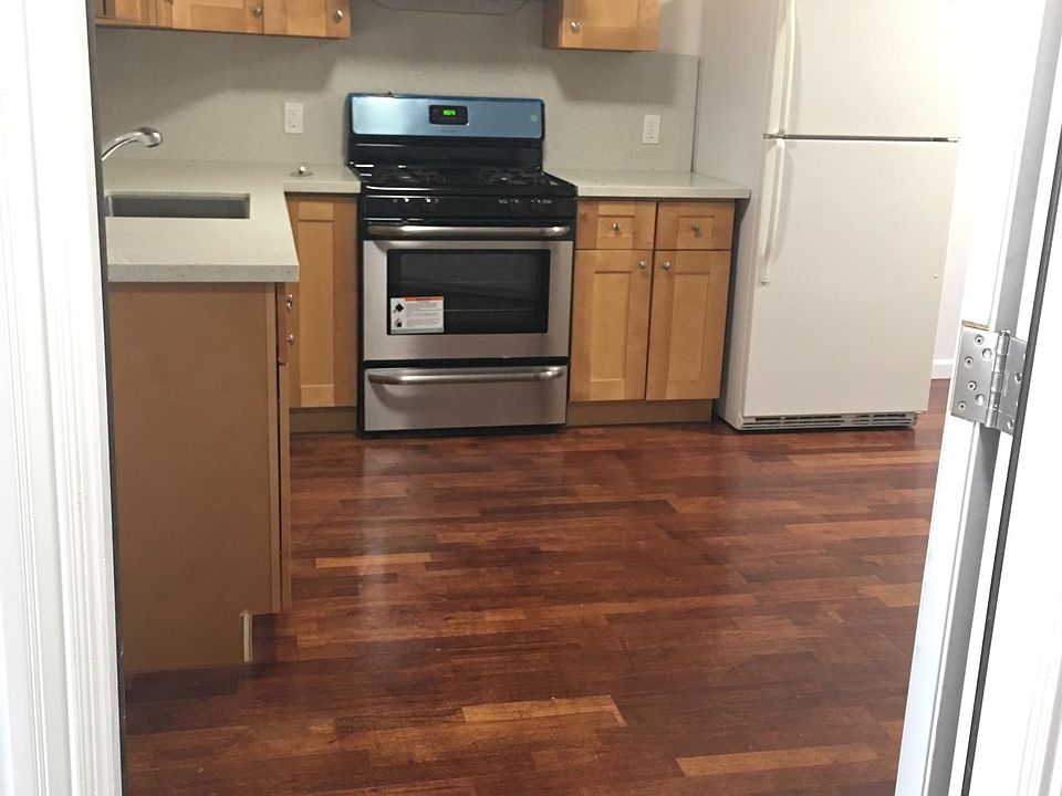 1st image of 280 Maddux Ave