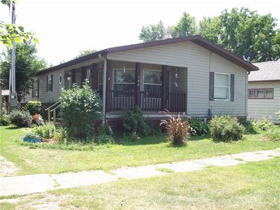 706 2nd St, Bussey, IA, 50044