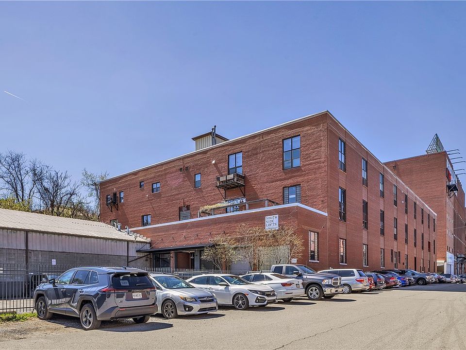 1st image of 2250 Mary St APT 204