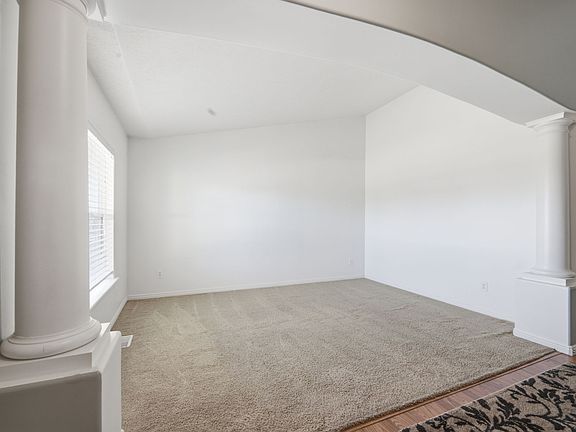 4th image of 5467 Mayflower St