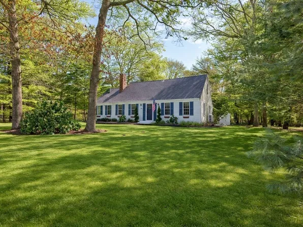 169 Cedric Rd, Barnstable, MA 02630