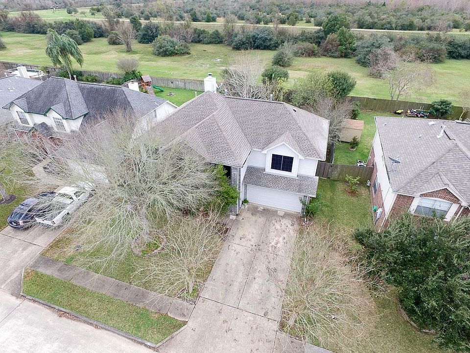 1st image of 623 Oak Glen Dr