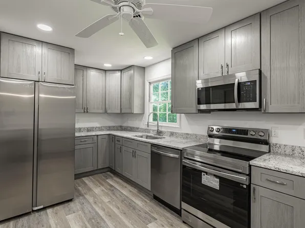 1506 Trailridge Rd, Charlottesville, VA 22903