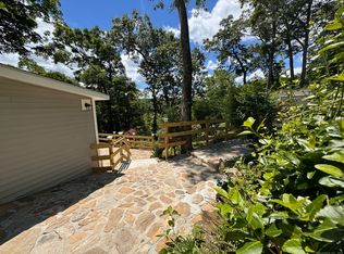 22 Hemlock Trail, Newtown, CT 06482