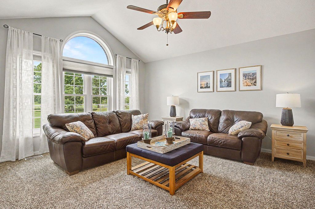 6844 Napoleon Rd, Jackson, MI - More