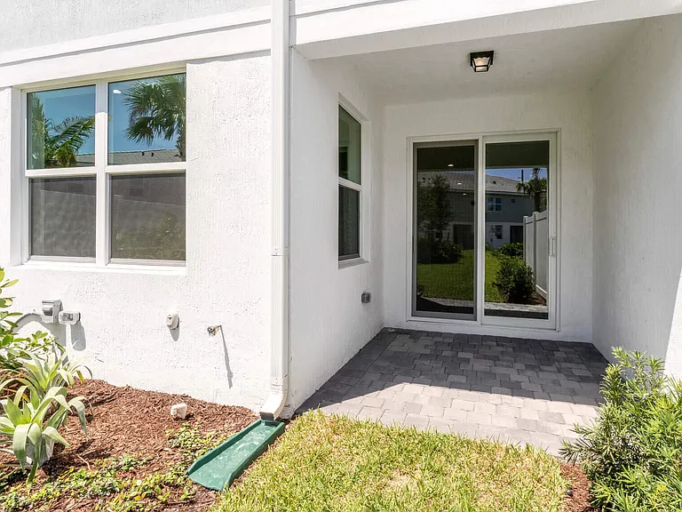 552 Sanderling Cir — Photo 22