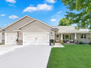 2156 W Sophia Ln, Appleton, WI 54913