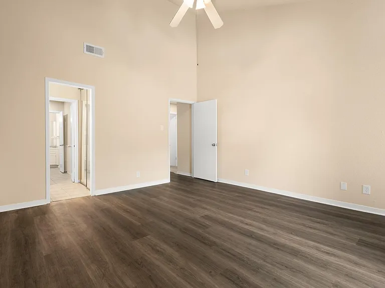 5921 Arncliffe Dr #5921 — Photo 12