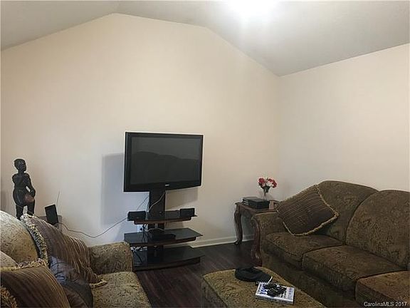 5th image of 9911 Bradley Russell Ct