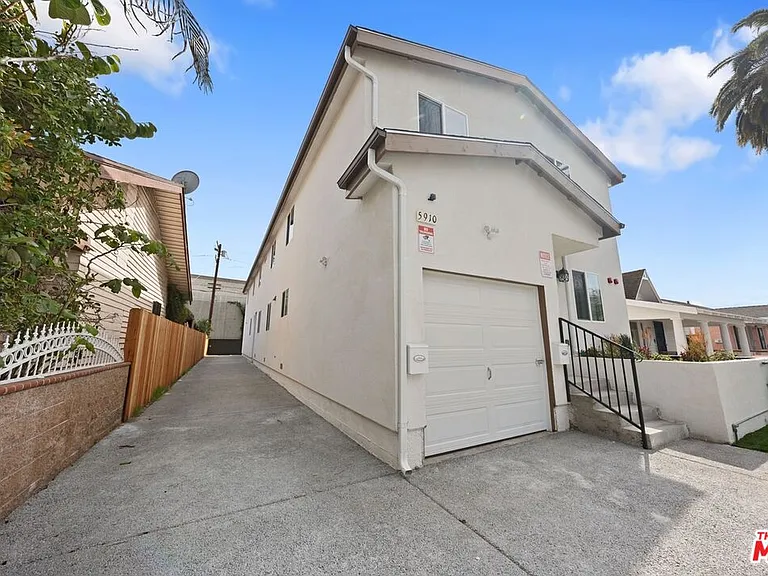 5912 S Flower St — Photo 3