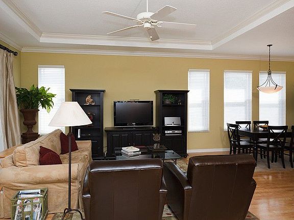 5th image of 9621 W Park Village Dr