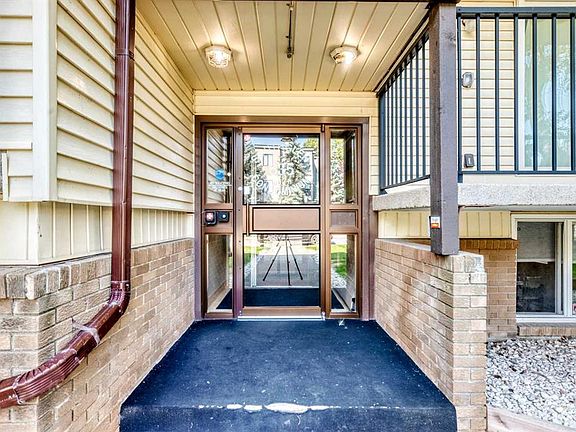 4th image of 635 S 56th Ave SW #207