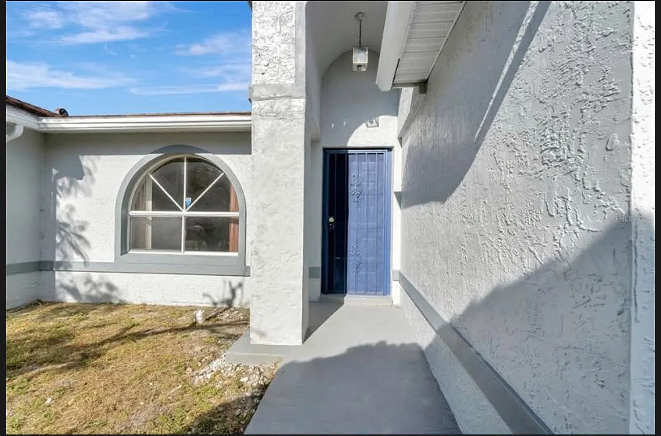 3 bed, 1396 sqft, $2,000 — Photo 4