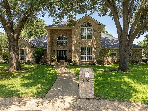 2nd image of 3500 Timberleaf Cir