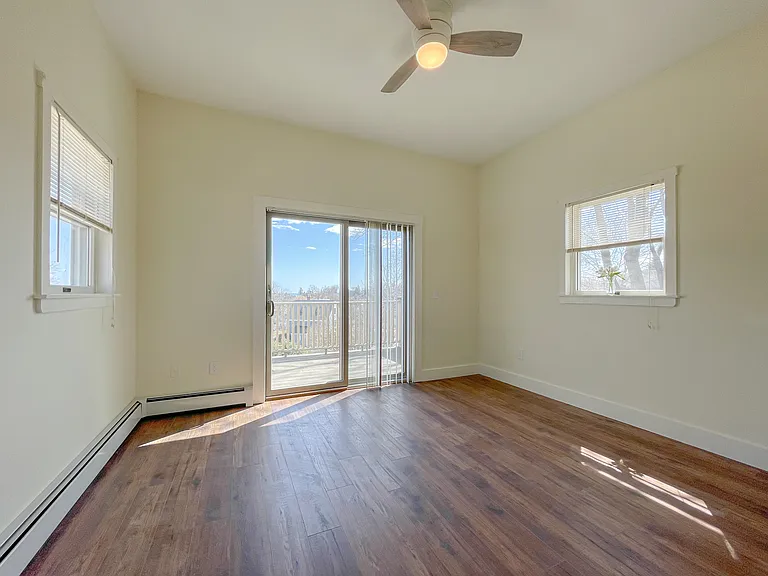 300 Preble St #R — Photo 35