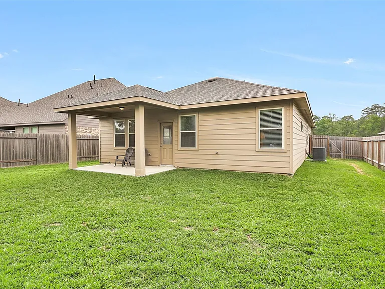 18806 Legend Oaks Dr — Photo 34