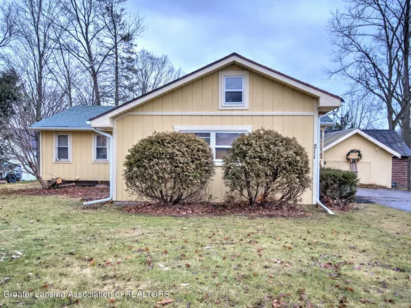 211 E Jefferson St, Dimondale, MI 48821