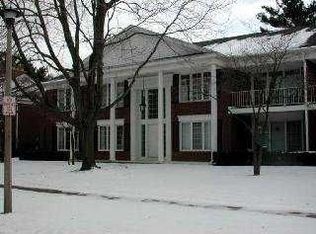 6555 Kingsbridge Dr, Sylvania, OH 43560