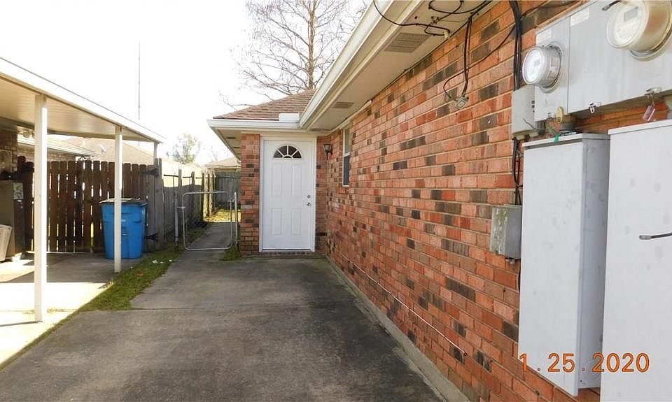 1st image of 3411 Shangri La Dr
