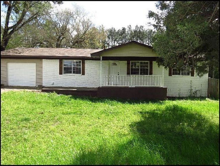 1st image of 502 W Woodlawn
