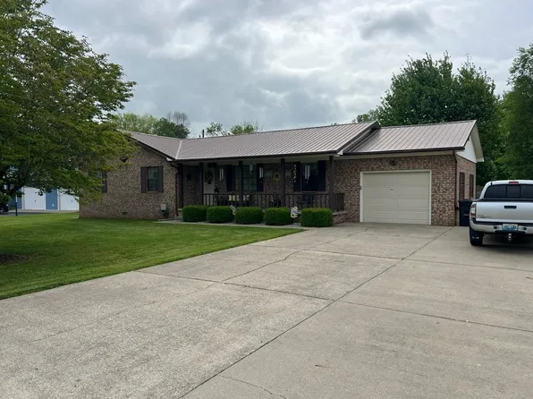 812 Cherrywood Ln, Grayson, KY 41143
