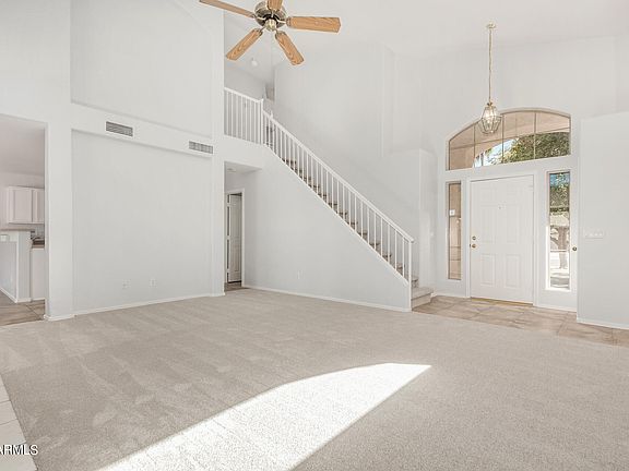 3rd image of 1740 E TREMAINE Avenue