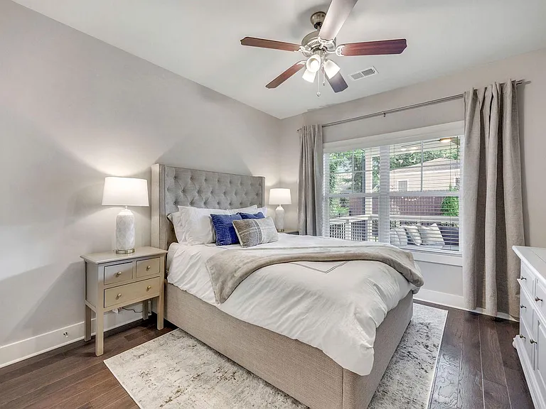 1368 Pierce Ave SE — Photo 14