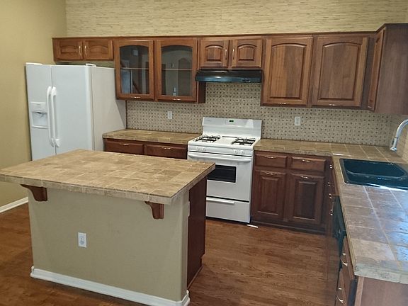 3rd image of 7772 Soda Canyon St