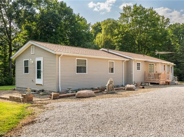 582 Church St, Doylestown, OH 44230