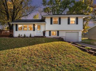 37 Georgia Ln, Liberty, MO 64068