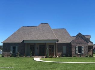 105 Azarex Rd, Carencro, LA 70520