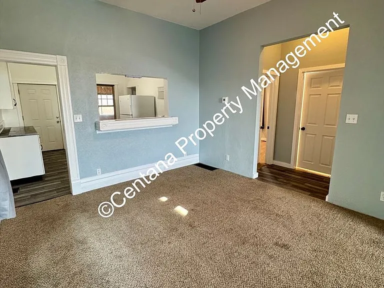 917 W Woolman St — Photo 19