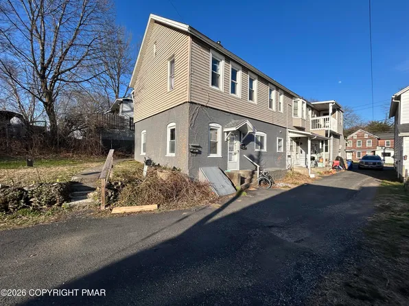 437 N Courtland St, East Stroudsburg, PA 18301