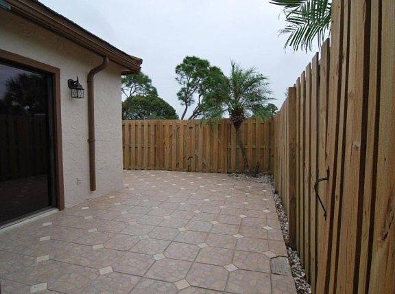 2nd image of 4224 Palm Bay Cir APT B