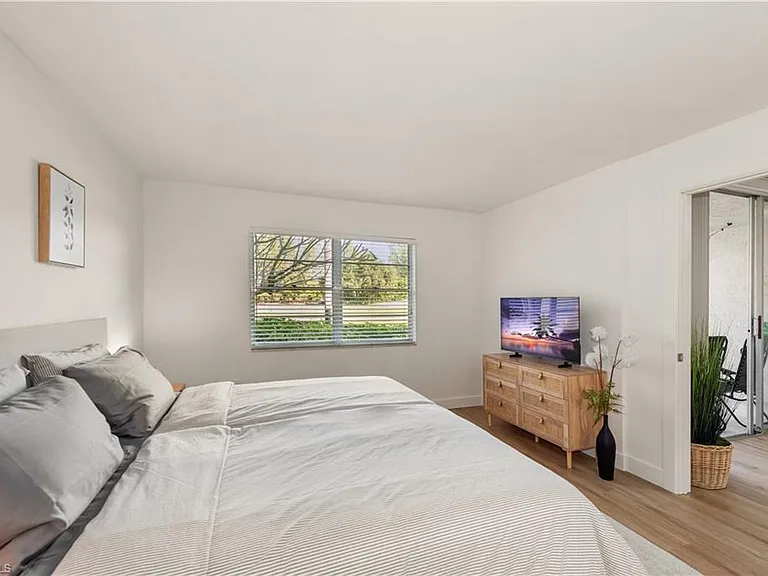501 Forest Lakes Blvd #111 — Photo 14