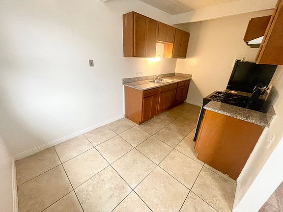 5th image of 1012 E Newmark Ave APT 9