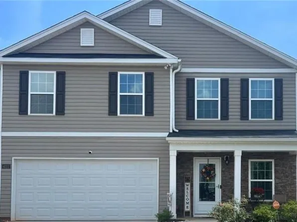 4022 Bobtail Ct, Greensboro, NC 27405