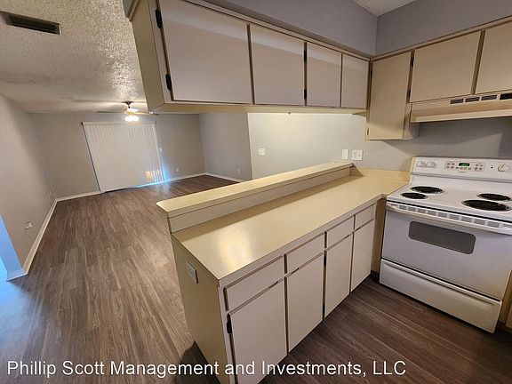 3rd image of 6214 54th Ave N #11866139