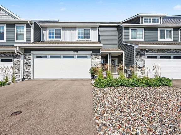 2nd image of 17097 Dysart Pl